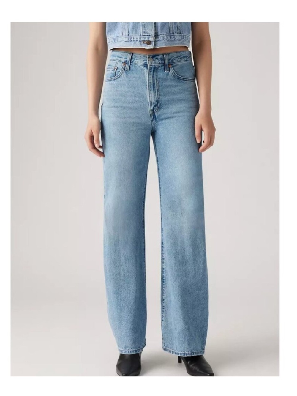 Levi's Premium Ribcage Wide Leg Women's Jeans Far And Wide Light Wash Size 29x32